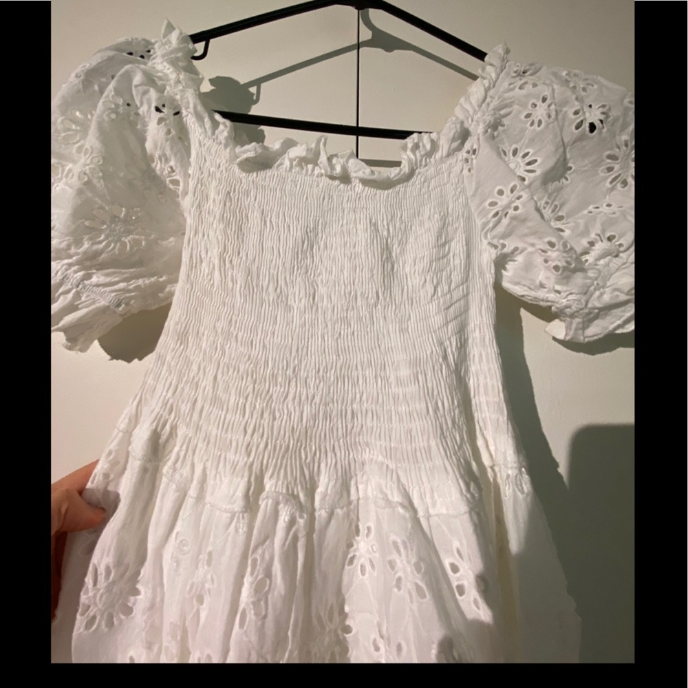 Dress - Picture 3 of 4